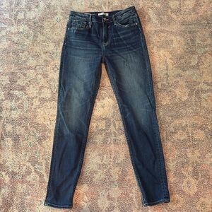 Women’s Vigoss Ace Skinny Jeans.